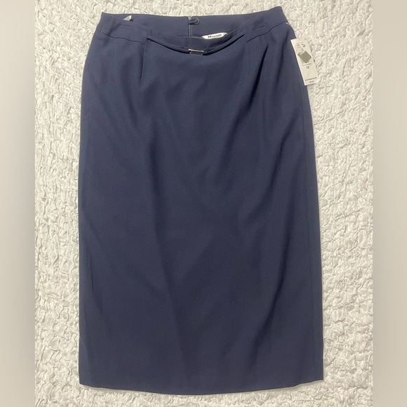 NYGARD WOMANS MIDI A LINE NAVY SKIRT, SIZE 18 NWT. - Picture 1 of 8